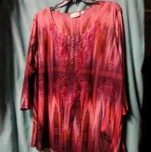 Avenue long sleeve top size 30/32.